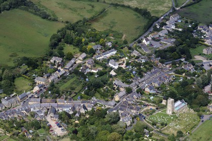 Royaume-Uni, Angleterre, Dorset, village de Abbotsbury (vue aérienne)