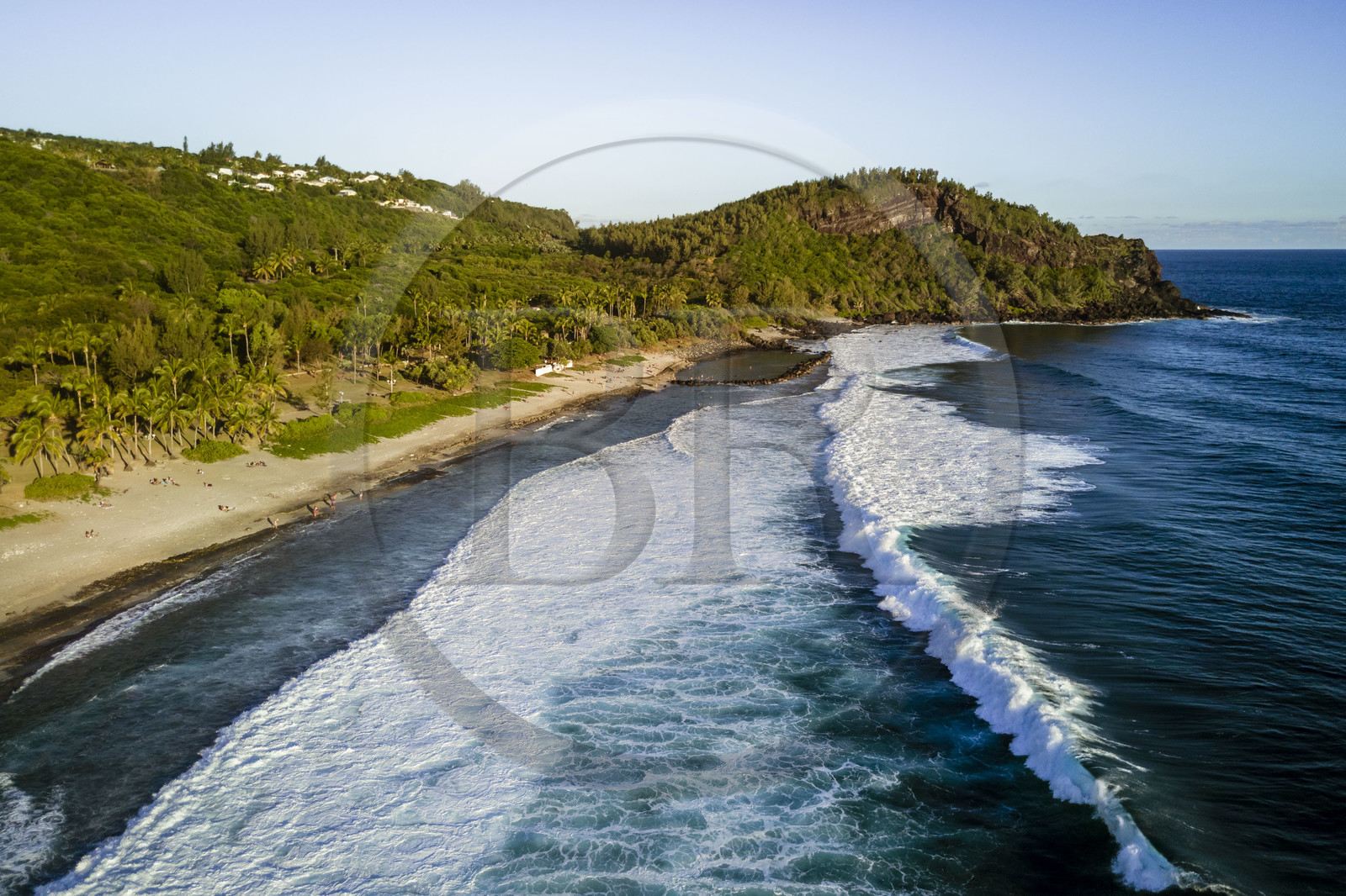 France, Ile de la Reunion, la côte à Petite-Ile et la plage de grand-Anse au pied de piton Grande-Anse (vue aérienne)