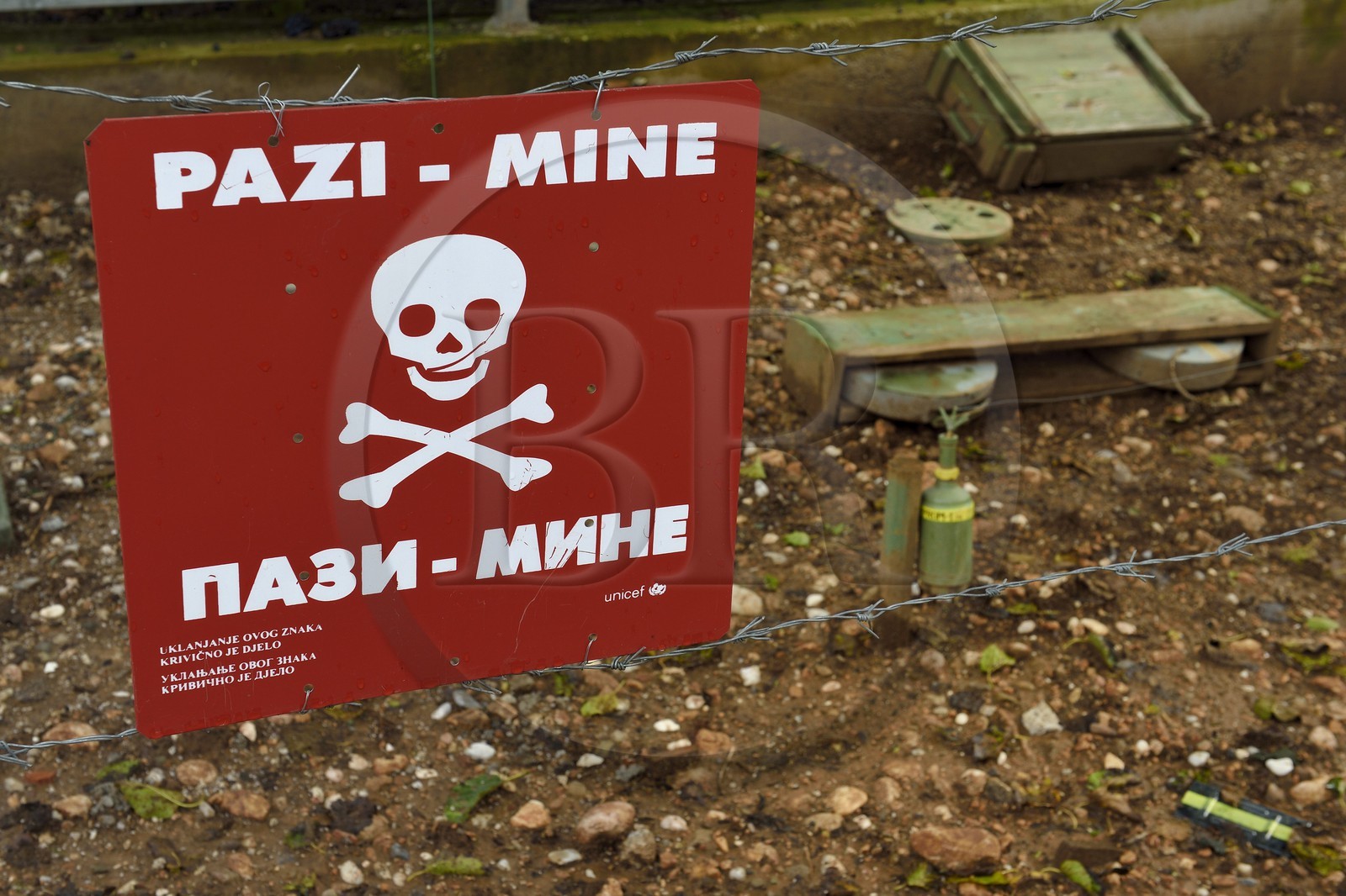 Bosnie-Herzégovine, Sarajevo, musée du Tunnel de Sarajevo, mines utilisées pendant la guerre de 1992 à 1996