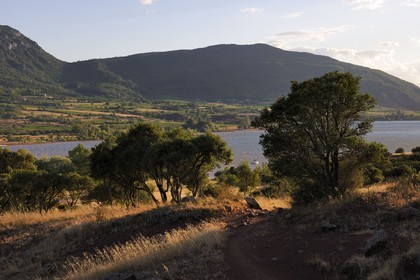 France, Hérault (34), le lac de Salagou