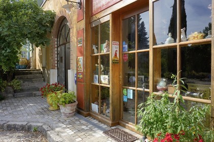 France, Var (83), Provence Verte, Bras, vers Saint-Maximin-la-Sainte-Baume, la maison d'hotes Le Peyrourier - une campagne en Provence