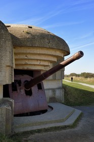 France, Calvados (14), Longues-sur-Mer, batterie allemande du Mur de l'Atlantique équipée de canons de marine de 150 mm