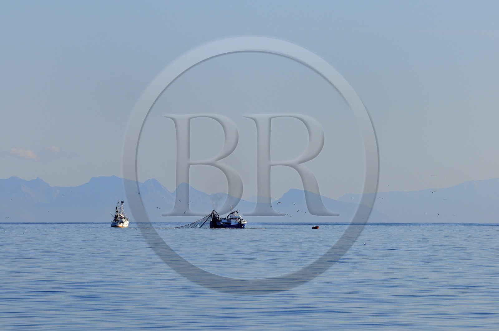Norway, Nordland, Lofoten Islands, trawling off the Isle of Vestvagoy