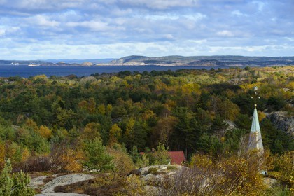 Sweden, Västra Götaland, Koster Islands, Sydkoster, the island church bell tower seen from the Valfjäll rock