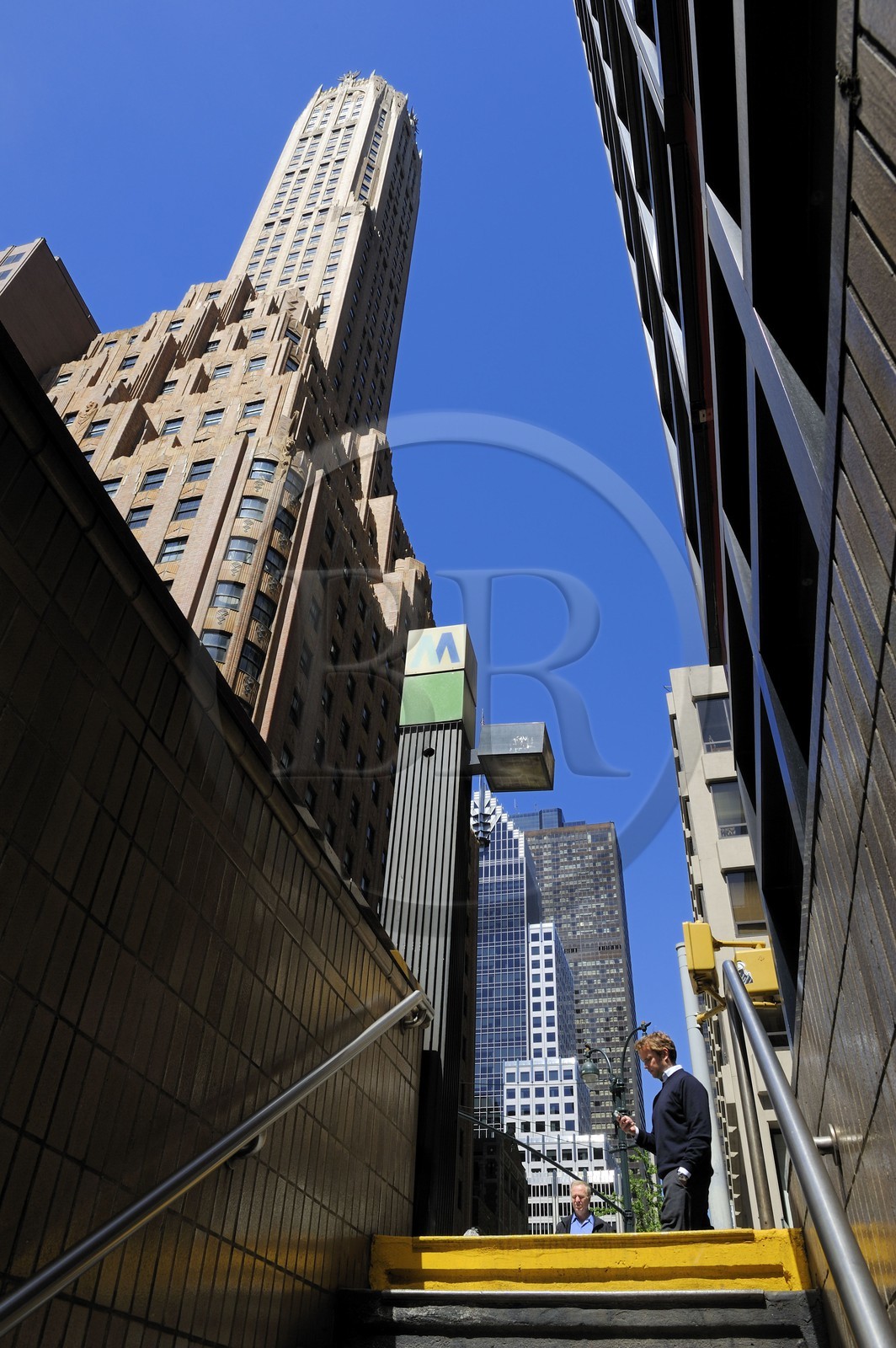 Etats-Unis, New York, Manhattan, Midtown, 51st Street et Lexington Avenue, le Building General Electric, sortie de metro