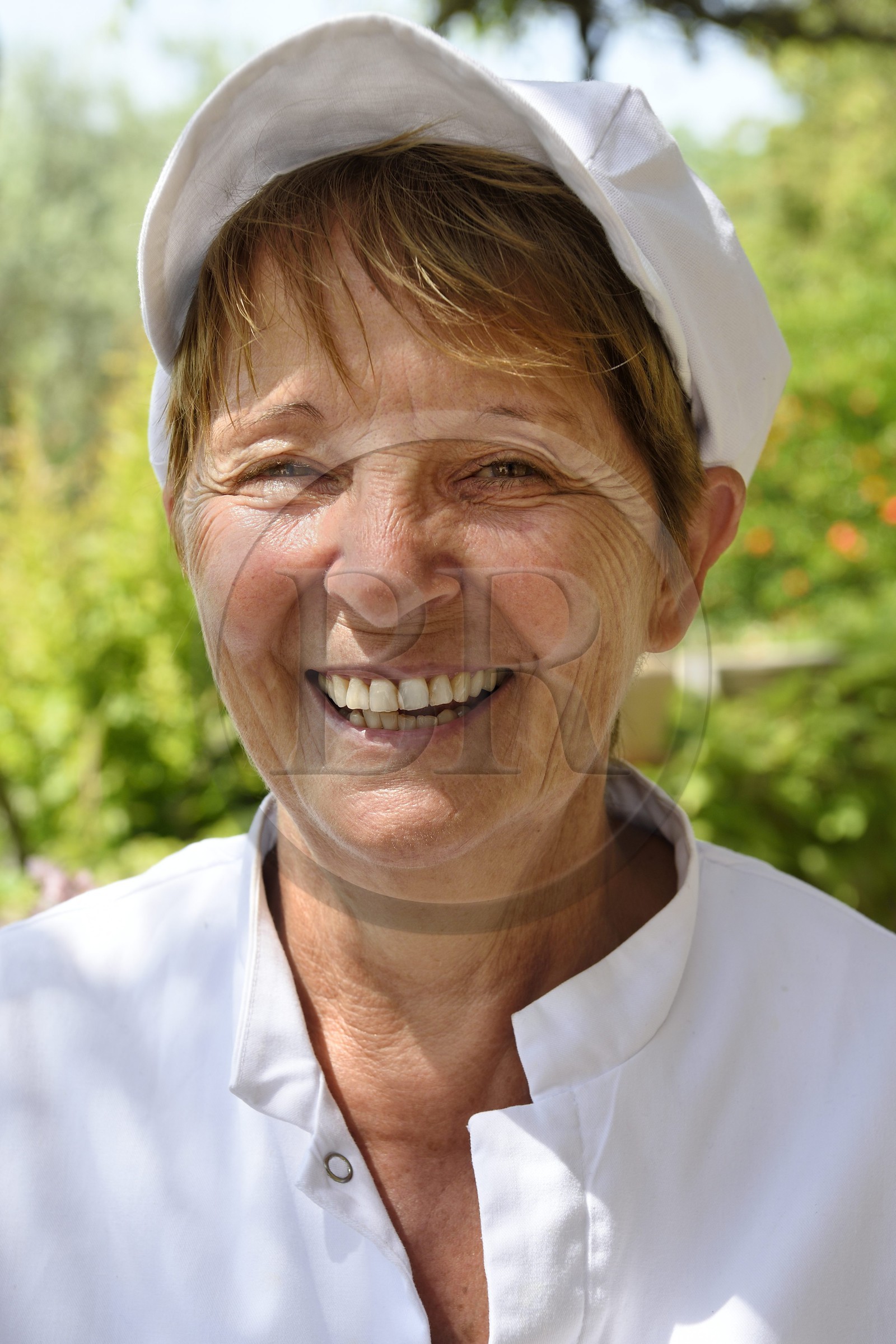 France, Vaucluse, Parc Naturel Regional du Luberon (Natural Regional Park of Luberon), Cadenet (Lourmarin), Auberge La Feniere 1 star Michelin, the chef Reine Sammut