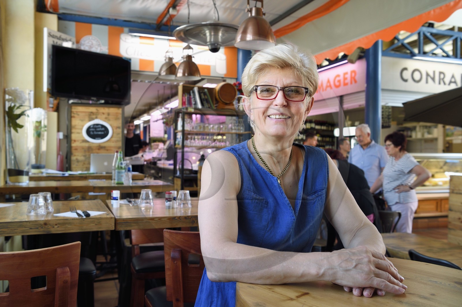 France, Moselle (57), Metz, Marché Couvert, épicerie fine et restaurant Chez Mauricette, Mauricette Vonner