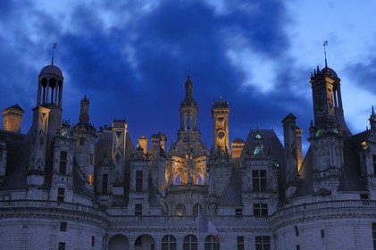 France, Loir et Cher (41), Vallée de la Loire classée Patrimoine Mondial de l' UNESCO, château de Chambord de nuit