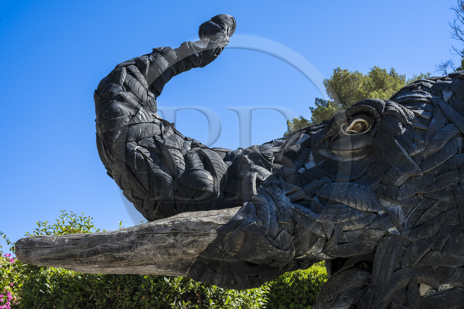 France, Alpes-Maritimes (06), Mandelieu-la-Napoule, chateau de La Napoule (XII-XIXe siècle), le Dumbo (2011) oeuvre de Serge Van de Put