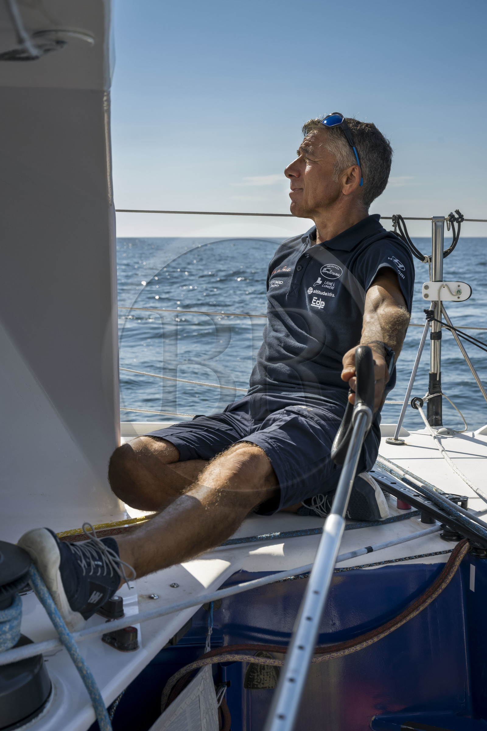 France, Vendée (85), Les-Sables-d'Olonne, le skipper Manuel Cousin en entrainement sur son voilier monocoque de 60 pieds IMOCA Coup de Pouce