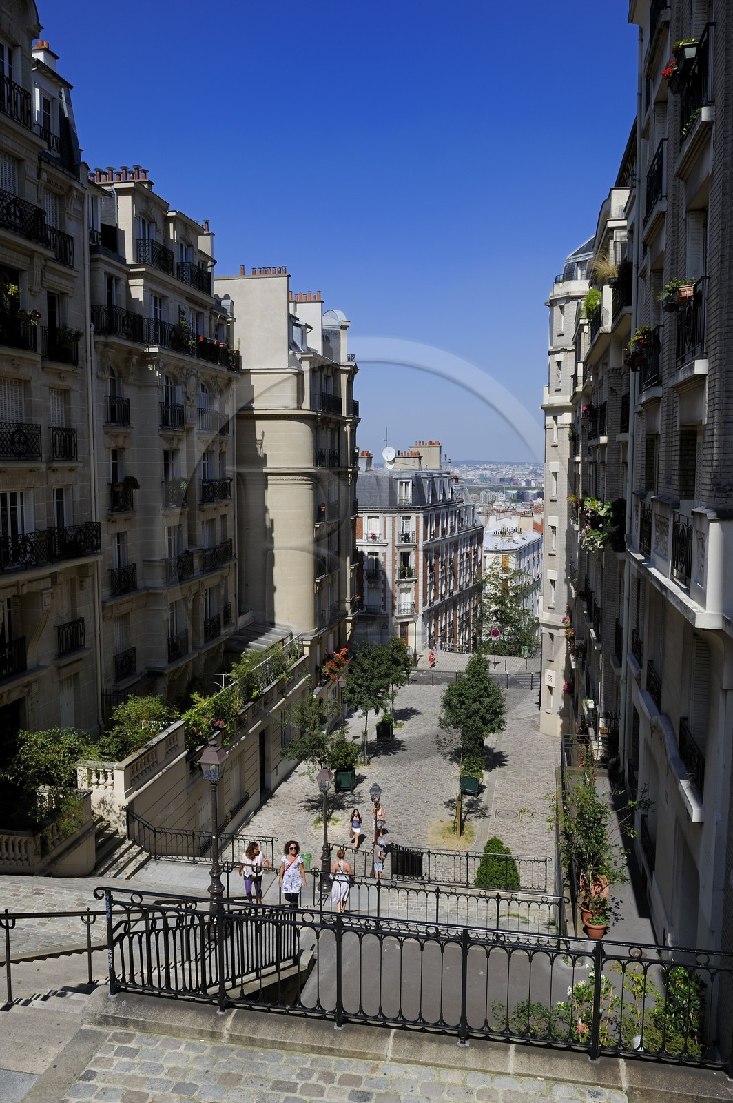 France, Paris, stairs of the Butte Montmartre, the Rue du Mont Cenis