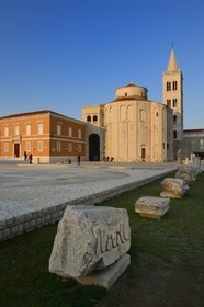 Croatia, Dalmatia, Dalmatian Coast, Zadar, Roman forum, Saint Donat church and the cathedral bell tower