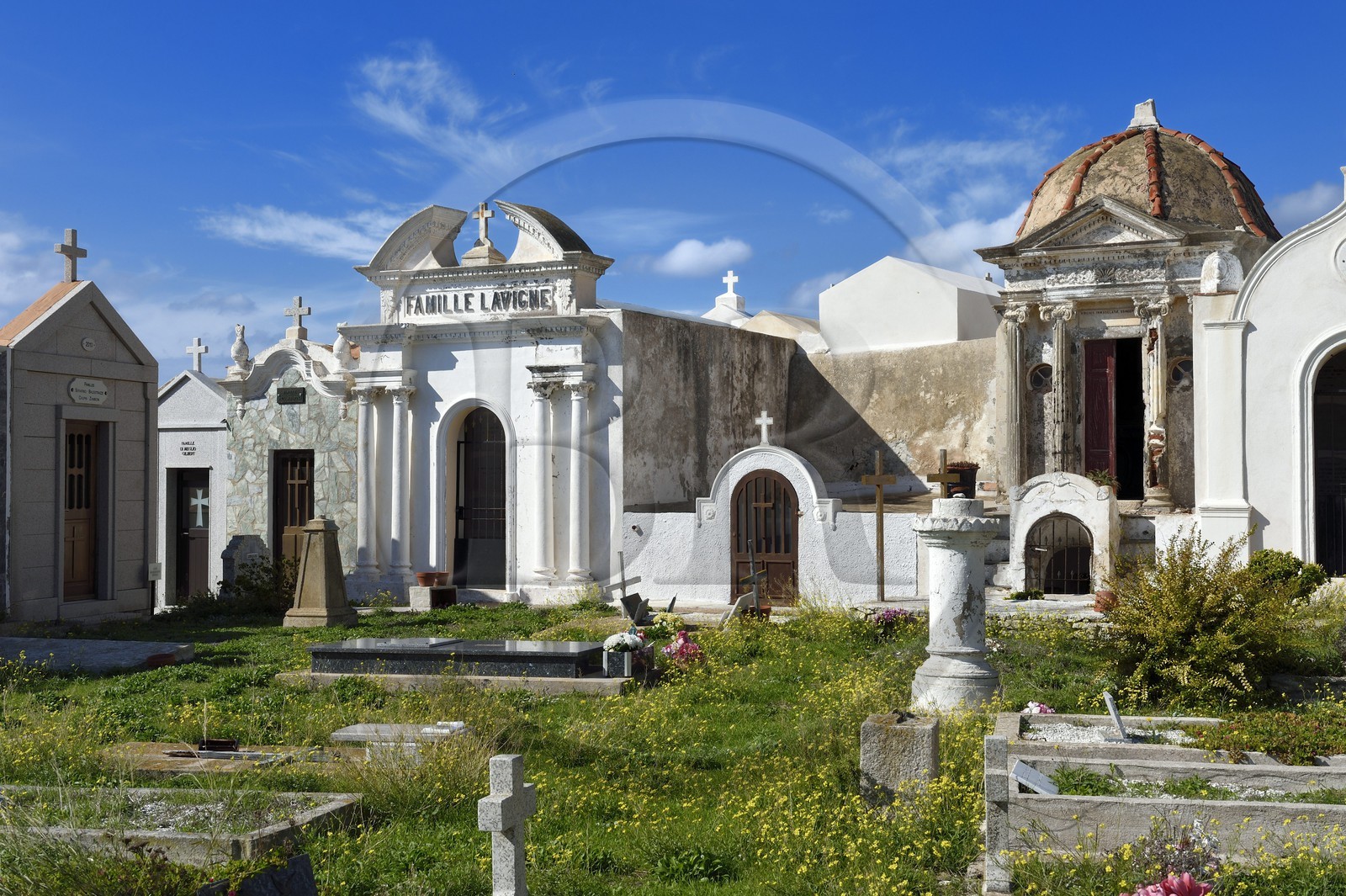 France, Corse du Sud, Bonifacio, Upper Town, marine cemetery of San Franze