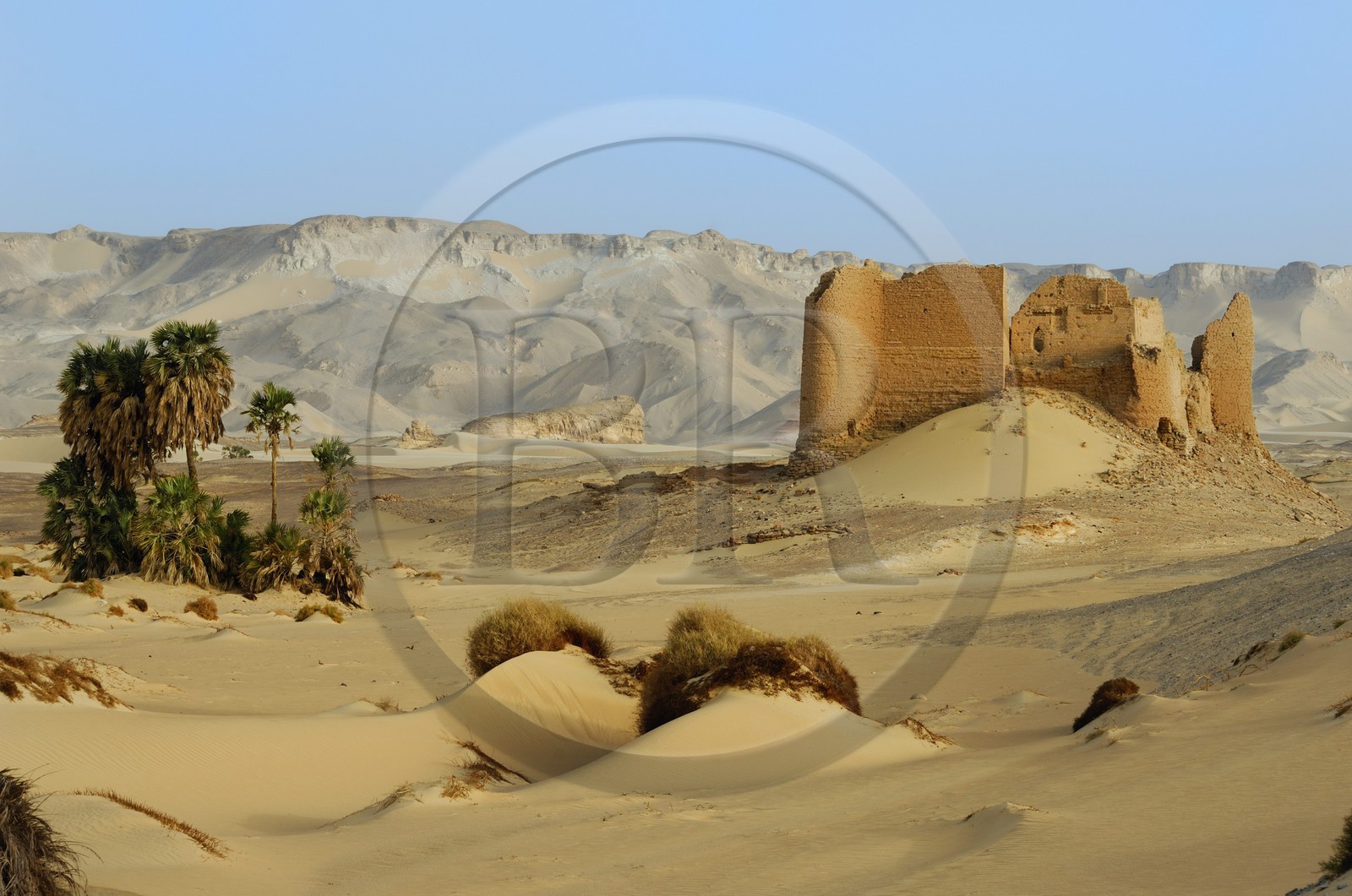 Egypte, désert libyque, forteresse de Ain el-Labakha à l' est de Kharga