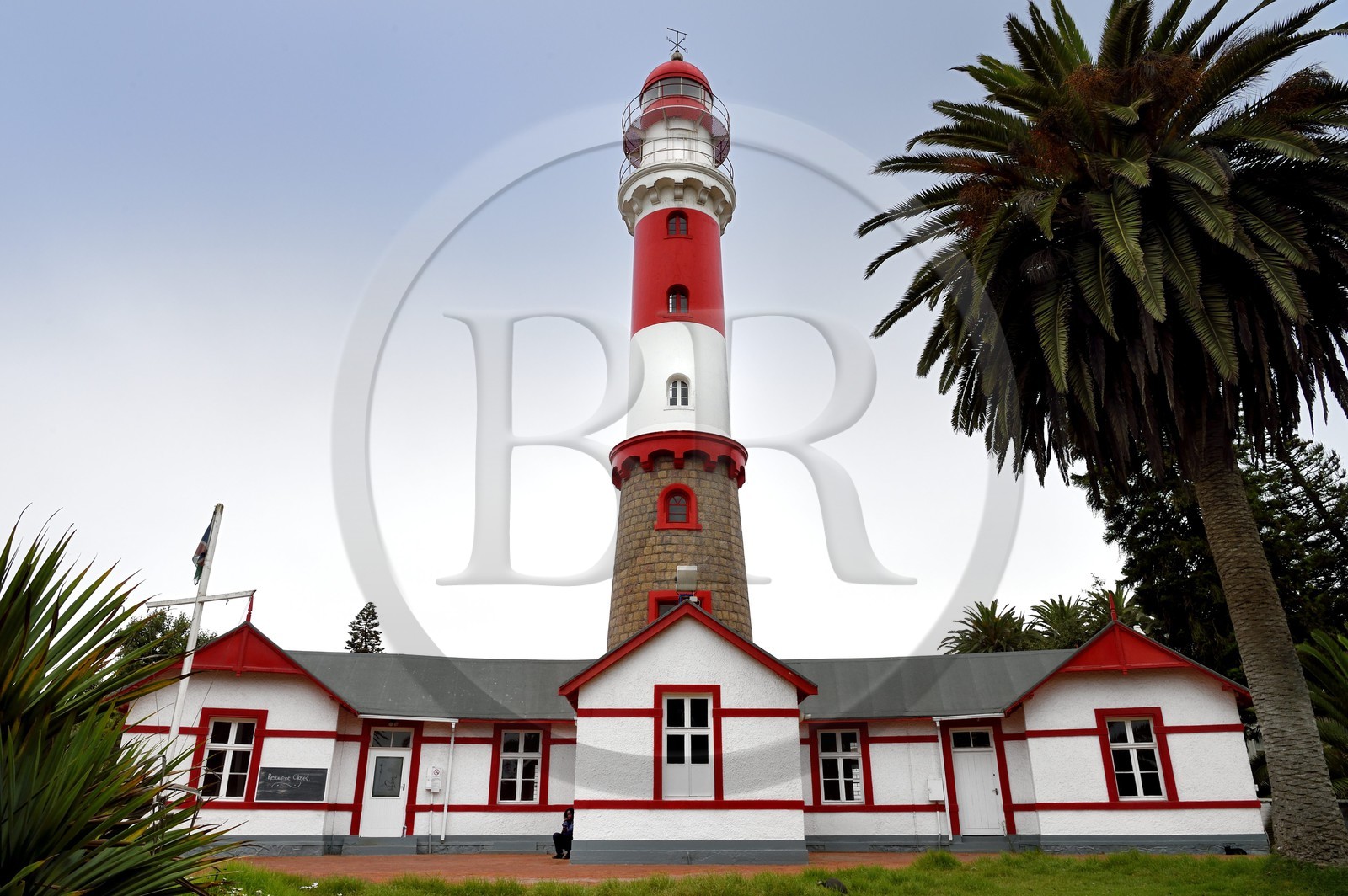 Namibie, région de Erongo, la station balnéaire de Swakopmund fondée en 1892 par des colons allemands, le phare