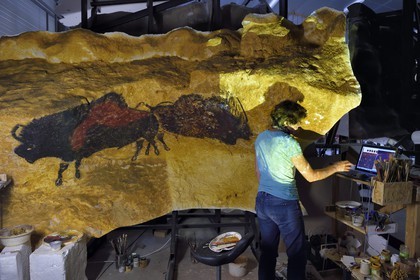France, Dordogne, Montignac, the Atelier des Fac-Similés du Périgord (Perigord's Facsimile Workshop AFSP) specialised in mineral reproduction of prehistoric painted walls using “stone veil” patented technique and in charge of the Lascaux cave’s walls faithfull reconstitution, reproductions of the paintings, compulsory mention Atelier des Fac-Similés du Perigord
