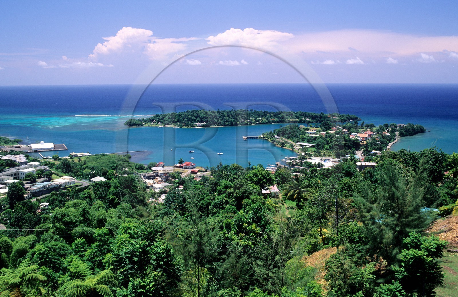 Jamaïque, vue générale sur le Port Antonio et l'île d'Errol Flinn