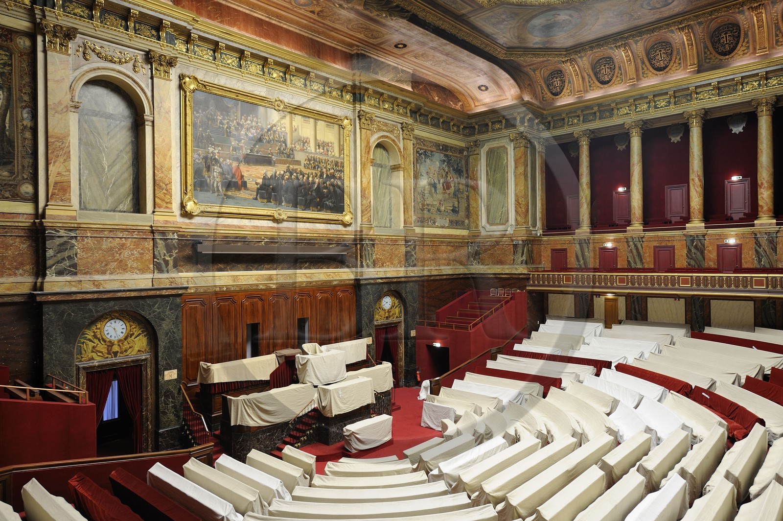 France, Yvelines (78), château de Versailles, classé Patrimoine Mondial de l'UNESCO, aile du Midi, hémicycle du congrès du parlement
