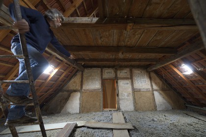 France, Bas Rhin, Traenheim, the attic synagogue, in the 18th century a small oratory, opened in 1723, was neatly hidden in a private house
