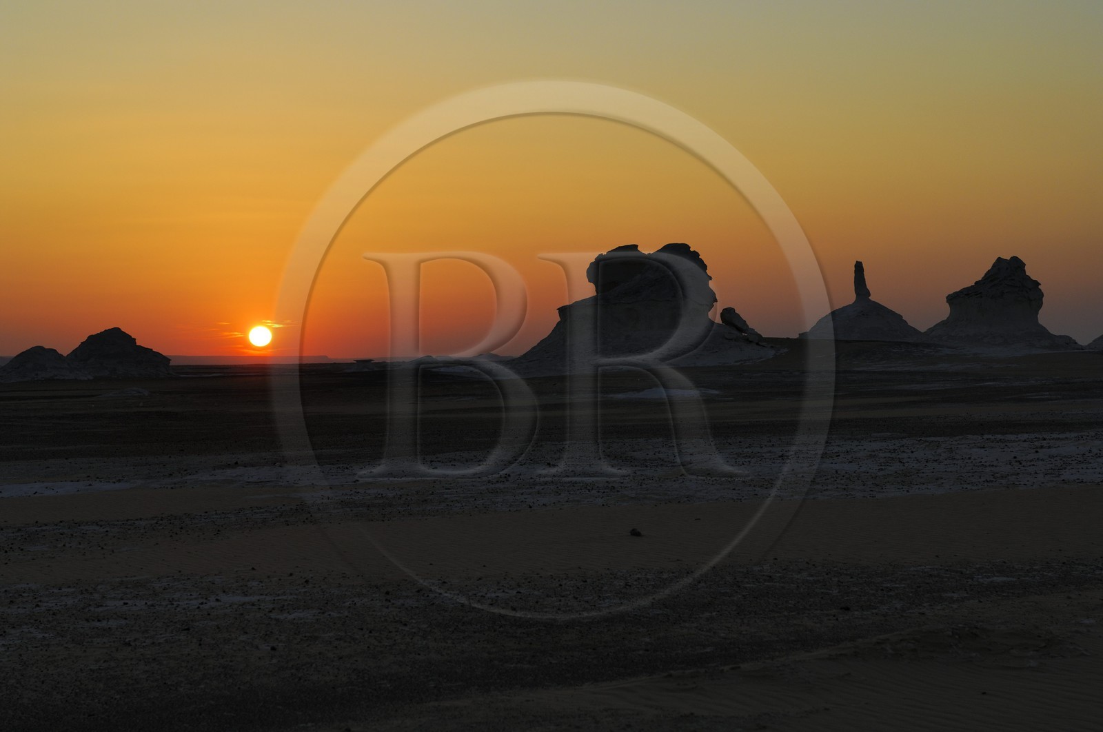 Egypte, désert libyque, le Désert Blanc au nord de Farafra