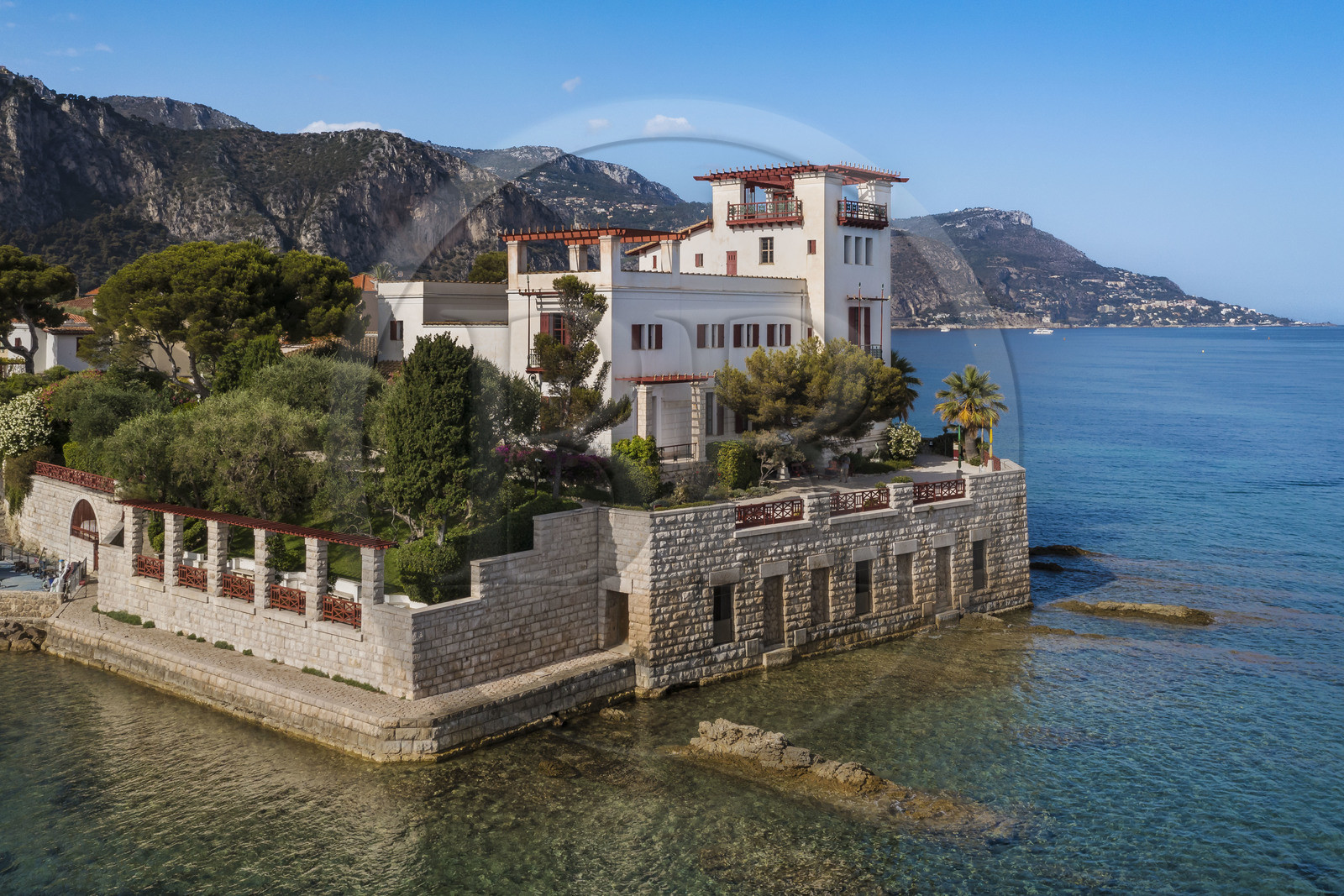 France, Alpes-Maritimes (06),  France, Alpes Maritimes (06), Beaulieu sur Mer, villa Kerylos de style neo-grec construite en 1908 par architecte Emmanuel Pontremoli (vue aérienne)