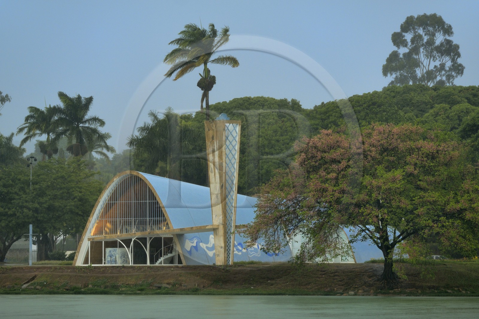 Brazil, Minas Gerais state, Belo Horizonte, Pampulha, Igreja Sao Francisco de Assis by the architect Oscar Niemeyer