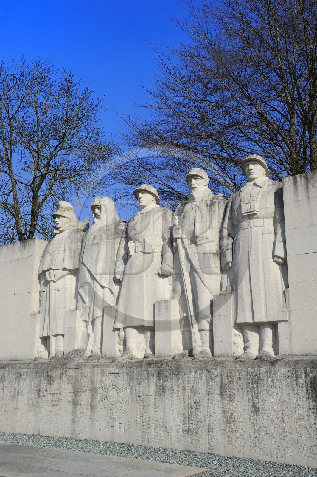 France, Meuse (55), Verdun, Place de la Nation, Monument aux Morts Aux Enfants de Verdun morts pour la France, symbolisant la devise On ne passe pas