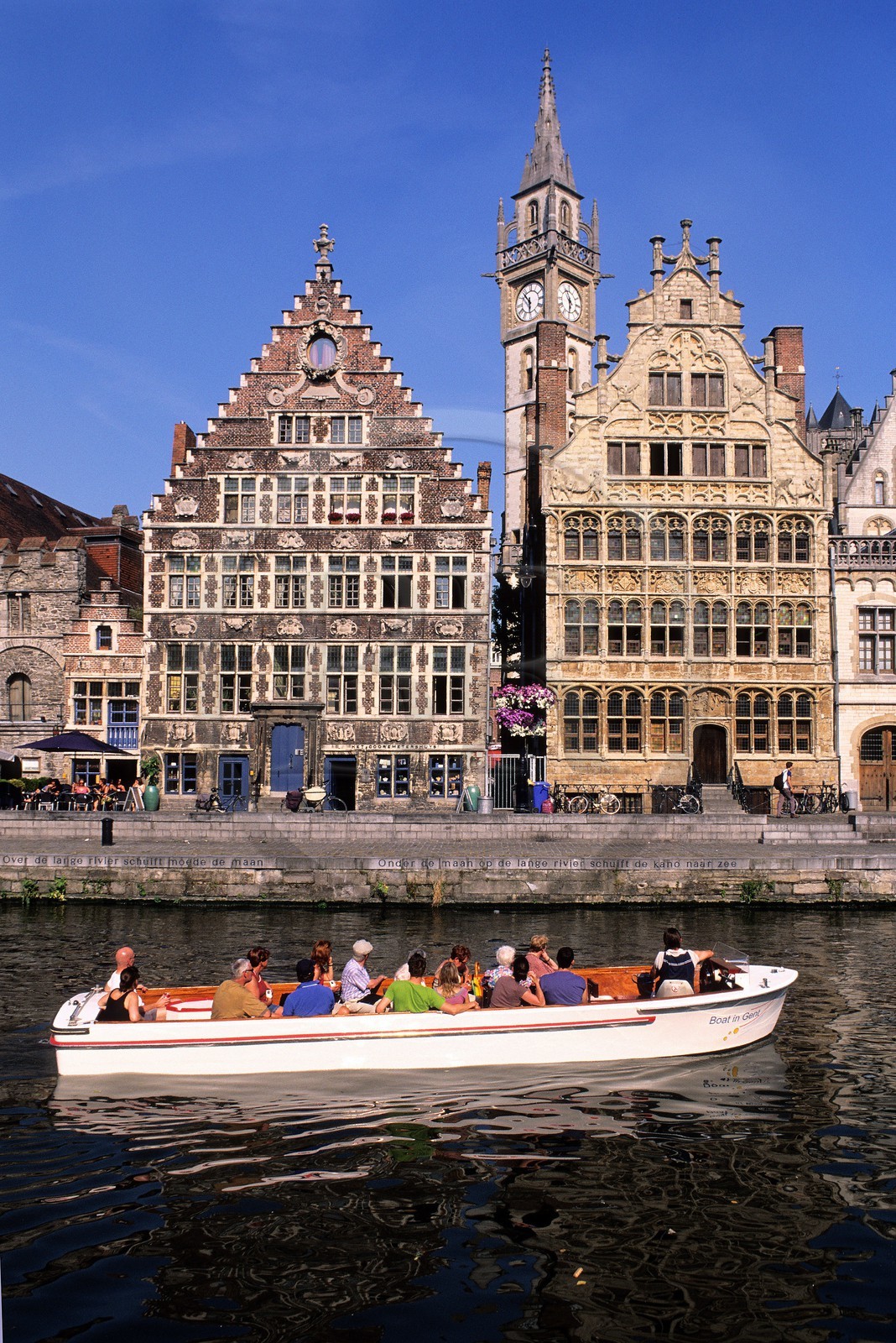Belgique, Flandre orientale, Gand (Gent), maisons des Mesureurs de grains et des Francs-Bateliers sur le quai aux Herbes (graslei)