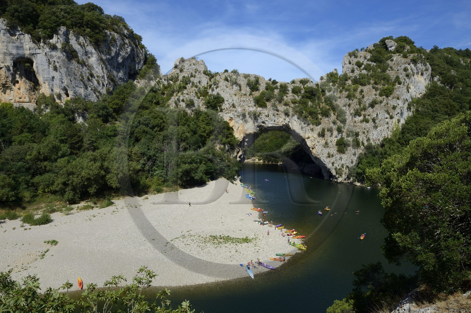 France, Ardèche (07), les Gorges de l'Ardèche, Vallon Pont d'Arc, le Pont d'Arc sur l'Ardèche