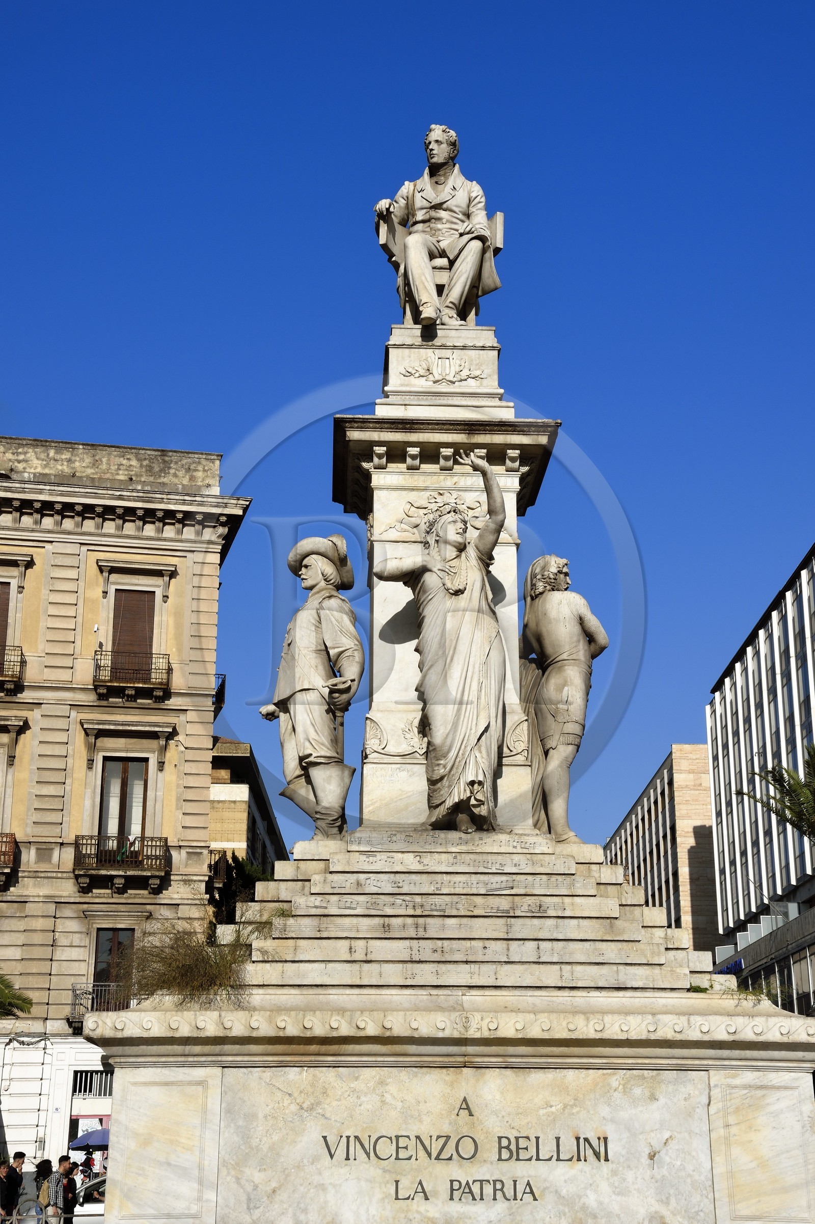 Italie, Sicile, Catane, ville baroque classée au Patrimoine Mondial de l'UNESCO, monument à Vincenzo Bellini sur la Piazza Stesicoro