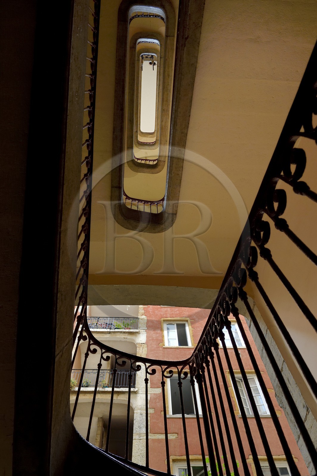 France, Rhone, Lyon, historical site listed as World Heritage by UNESCO, La Croix Rousse District,  traboule (small passageway) connecting the 14 rue René Leynaud at the 13 rue des Capucins