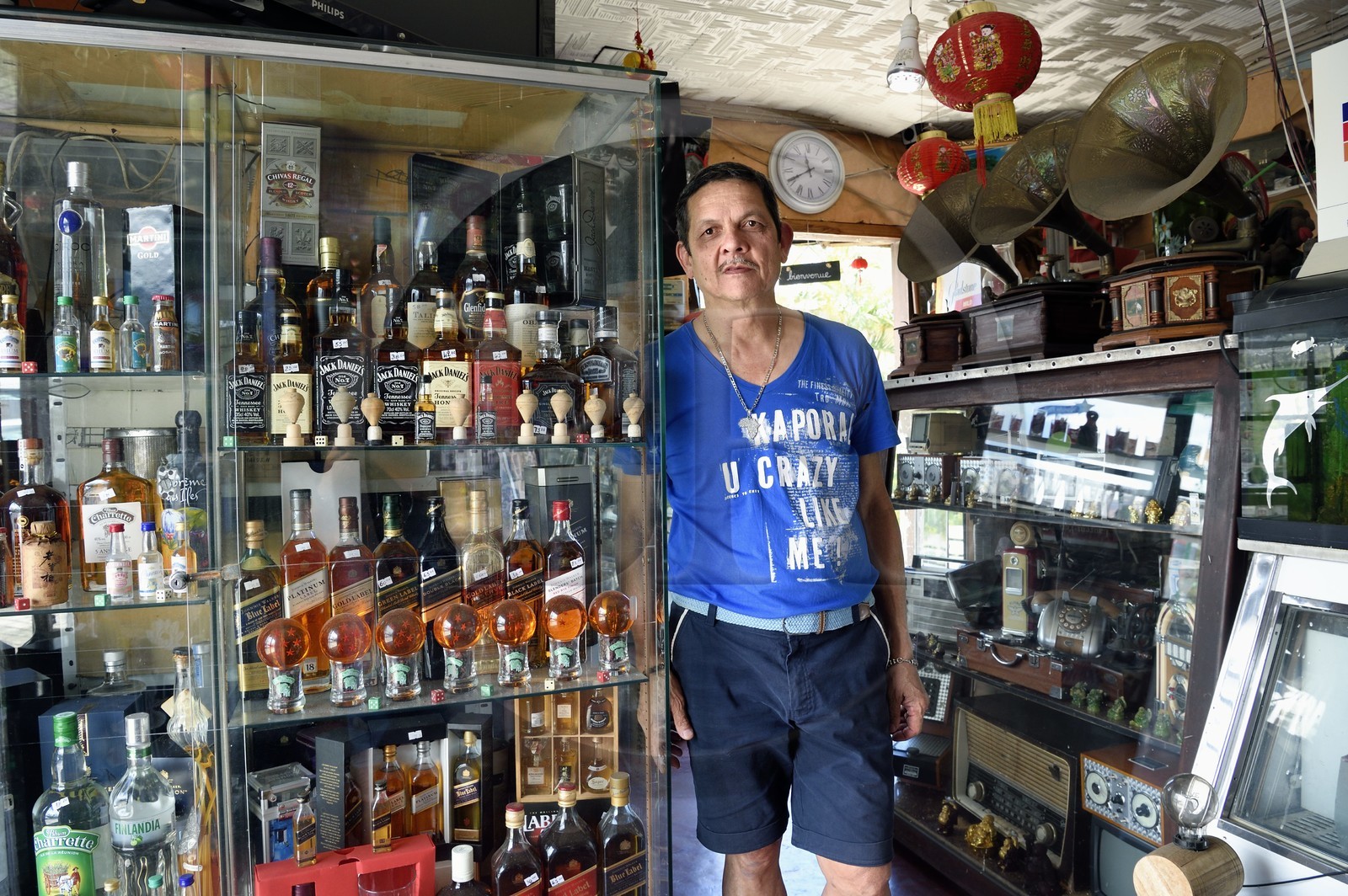France, Ile de la Reunion, Sainte-Anne, Commerce d'alimentation générale Chez Jean-Marie Kwan-Lan