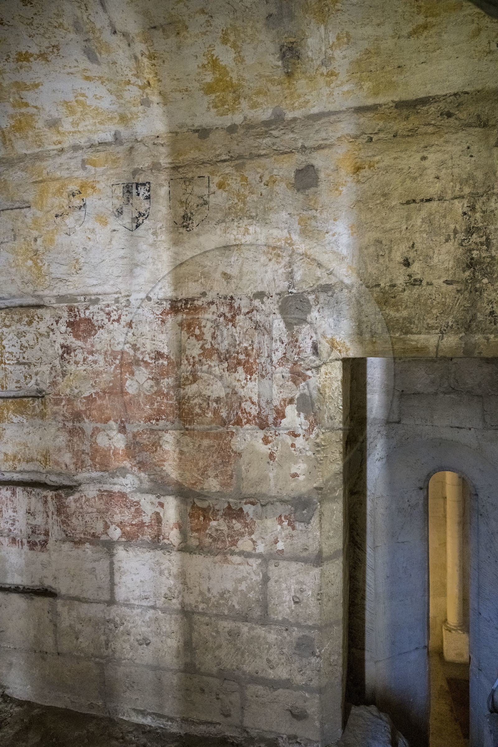 France, Bouches-du-Rhône (13), Tarascon, le chateau du roi René datant du XVe siècle, oratoire caché de la Reine qui donne sur la chapelle basse qu'elle pouvait voir (et entendre) sans être vue