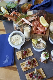 Suède, Västra Götaland, Göteborg (Gothenburg), l'Eglise du poisson (marché de poisson couvert) Feskekörka, restaurant de fruits de mer Gabriel de Gunnar et Johan Malm