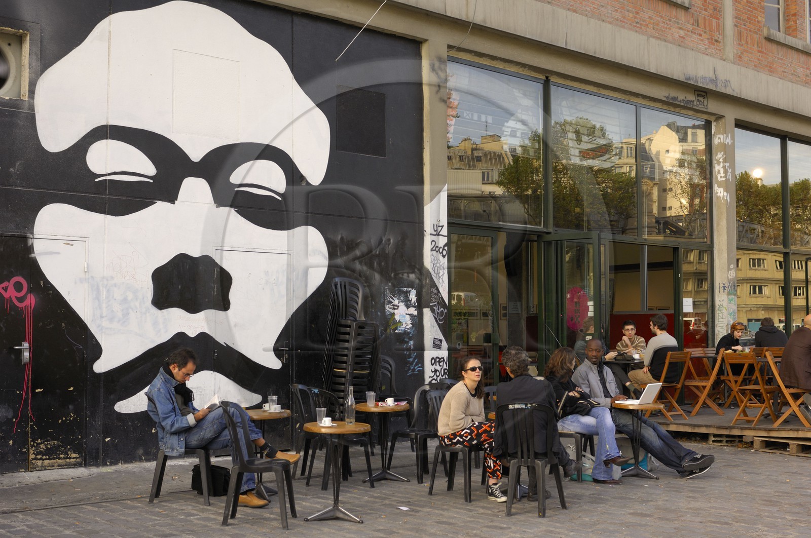 France, Paris (75) café Le Point Ephémère quai de Valmy