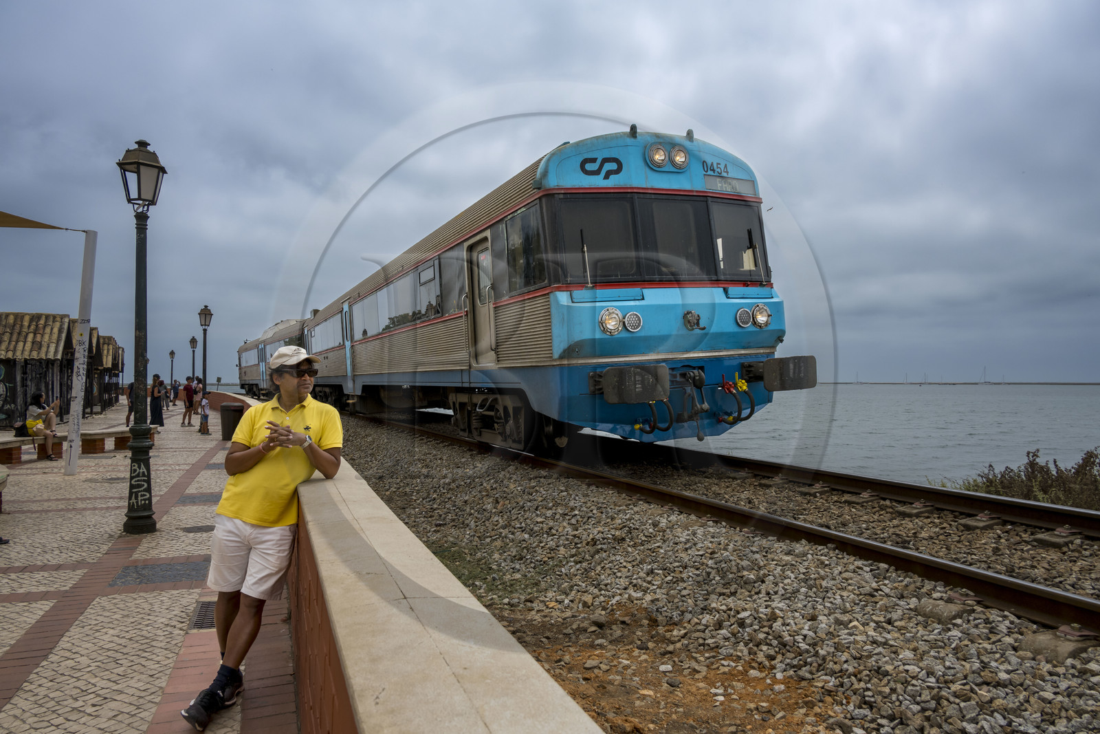 Portugal, Algarve, Faro, the old town, the Algarve railway line (Linha do Algarve) which connects the city of Lagos to that of Vila Real de Santo Antonio on the edge of the Ria Formosa Natural Park