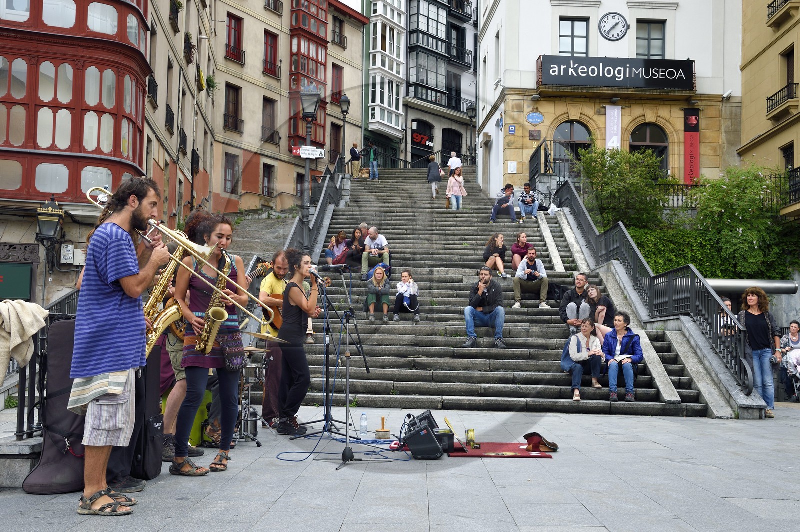 Spain, Basque Country, Biscay Province, Bilbao, Casco Viejo (old town), music concert on Plaza Unamuno