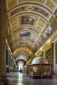 France, Seine-et-Marne, Fontainebleau, castle of Fontainebleau listed as World Heritage by UNESCO, the Galerie de Diane transformed into a library under the Second Empire and containing the terrestrial globe made for Napoleon I in 1810