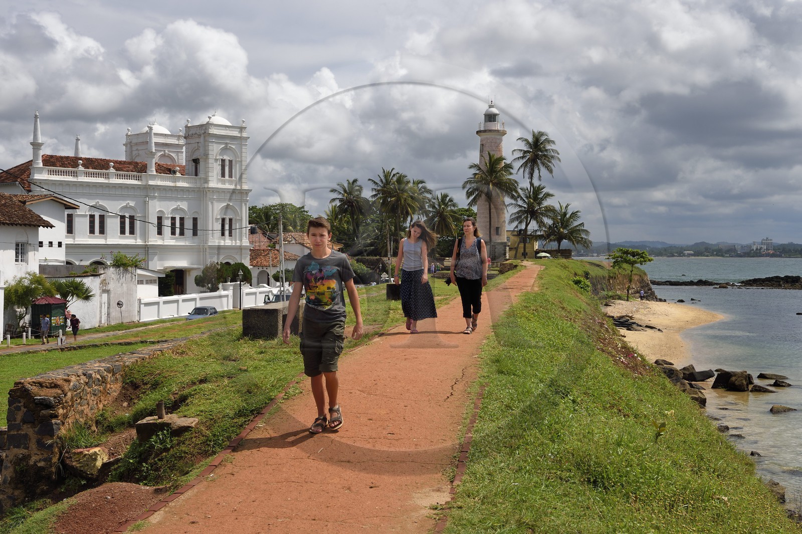 Sri Lanka, Province du Sud, Fort de Galle, classé Patrimoine Mondial de l'UNESCO, la mosquée Meera et le phare