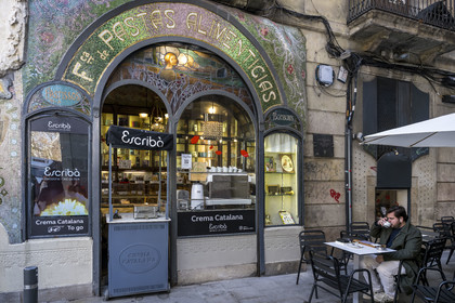 Espagne, Catalogne, Barcelone,Las Ramblas, le chocolatier-pâtissier Escriba, Antiga Casa Figueras, façade Art Nouveau de l'architecte moderniste de Ros i Güell
