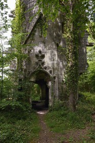 France, Finistere, Pont-Aven, Nizon, Rustephan castle, former manor house of the fifteenth and sixteenth century ruin
