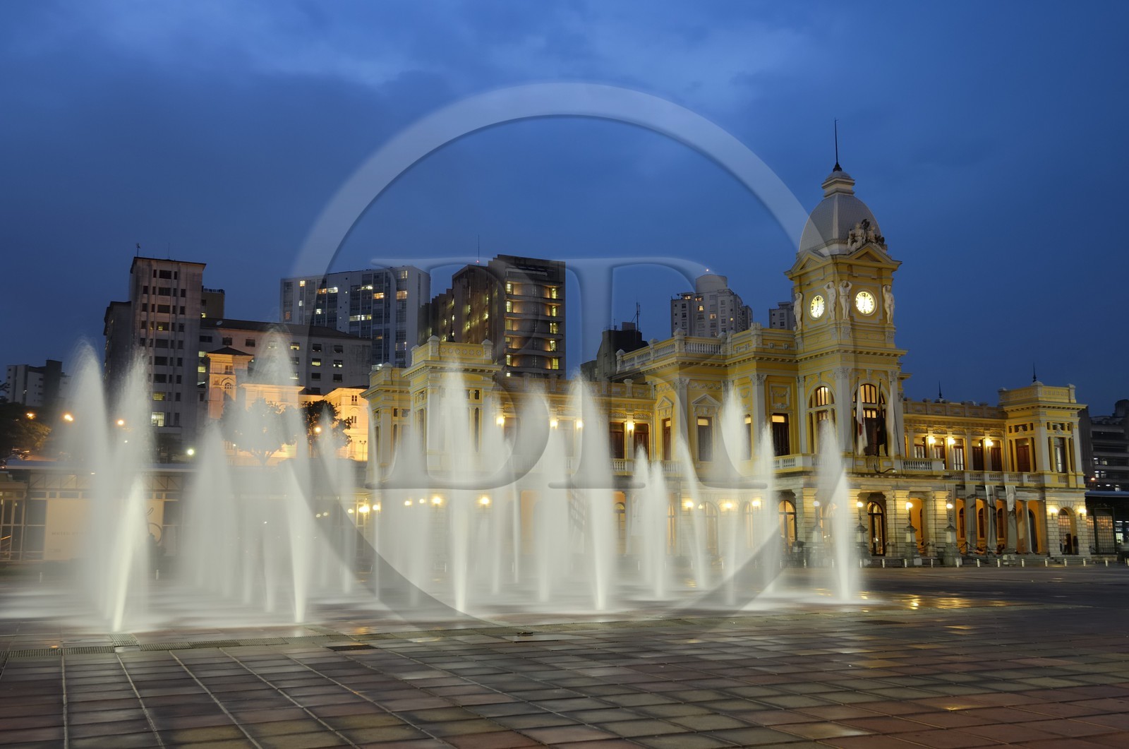 Brésil, Etat du Minas Gerais, Belo Horizonte, Museu de Artes e Oficios (musée des arts et métiers), l' ancienne gare centrale