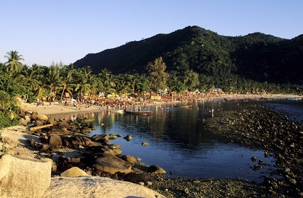 Thaïlande, Archipel îles Samui, Full Moon Party sur l' île de Koh Pha-Ngan, lever du soleil sur la plage de Had Rin