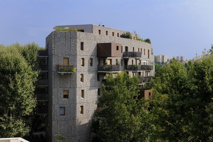 France, Hérault (34), Montpellier, le Château-le-Lez ou la maison qui pousse de l'architecte Edouard François