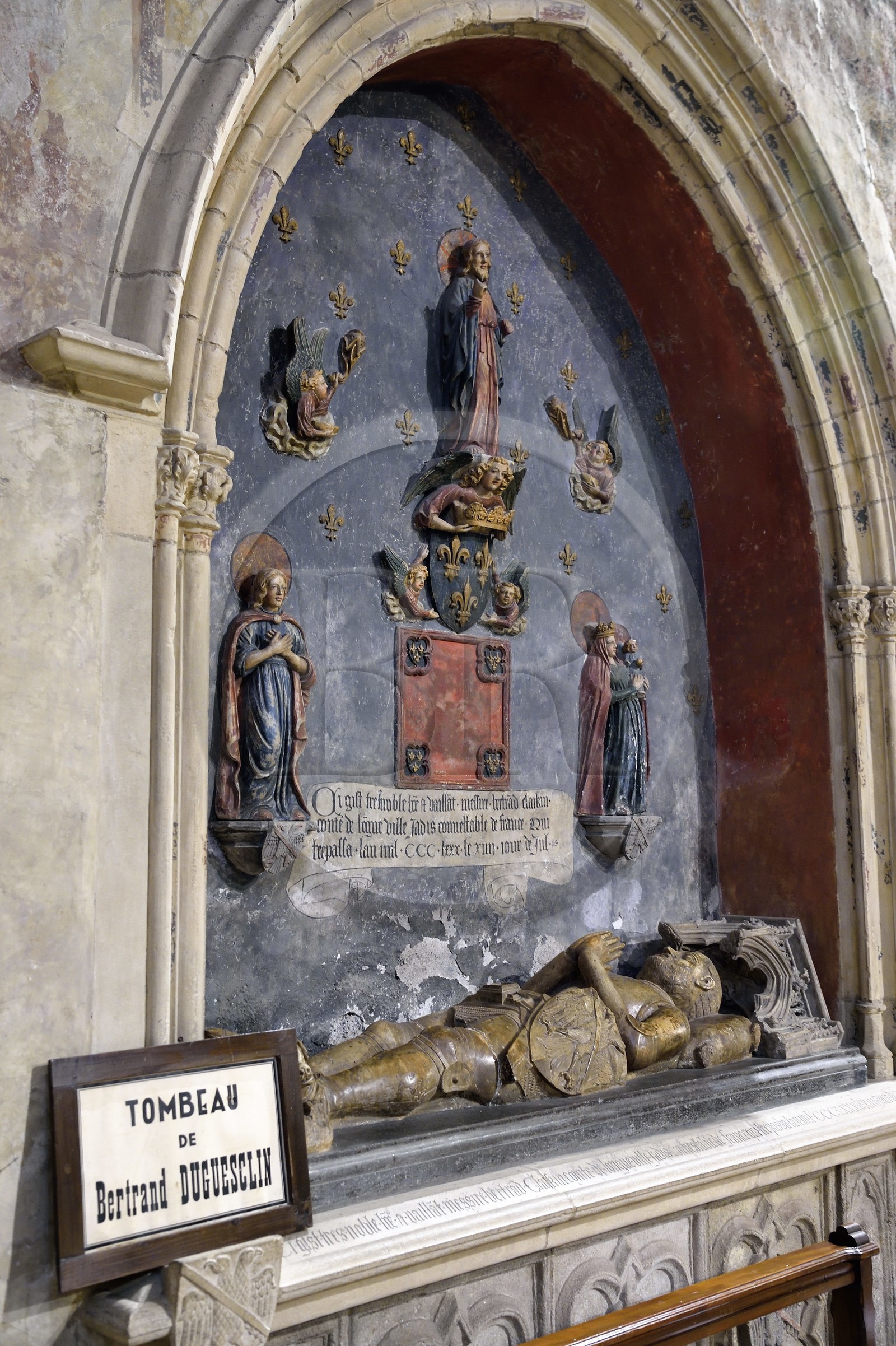 France, Haute-Loire (43), Le Puy-en-Velay, étape classée Patrimoine Mondial de l'UNESCO dans le cadre des chemins de Compostelle, église Saint-Laurent, le gisant du Connétable Bertrand Du Guesclin dont la tombe contient ses entrailles