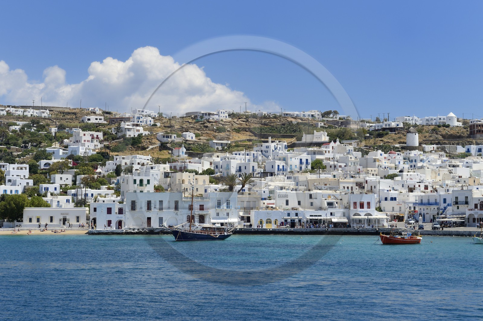 Grèce, Les Cyclades, mer Égée, île de Mykonos, Chora (Mykonos town), le vieux port