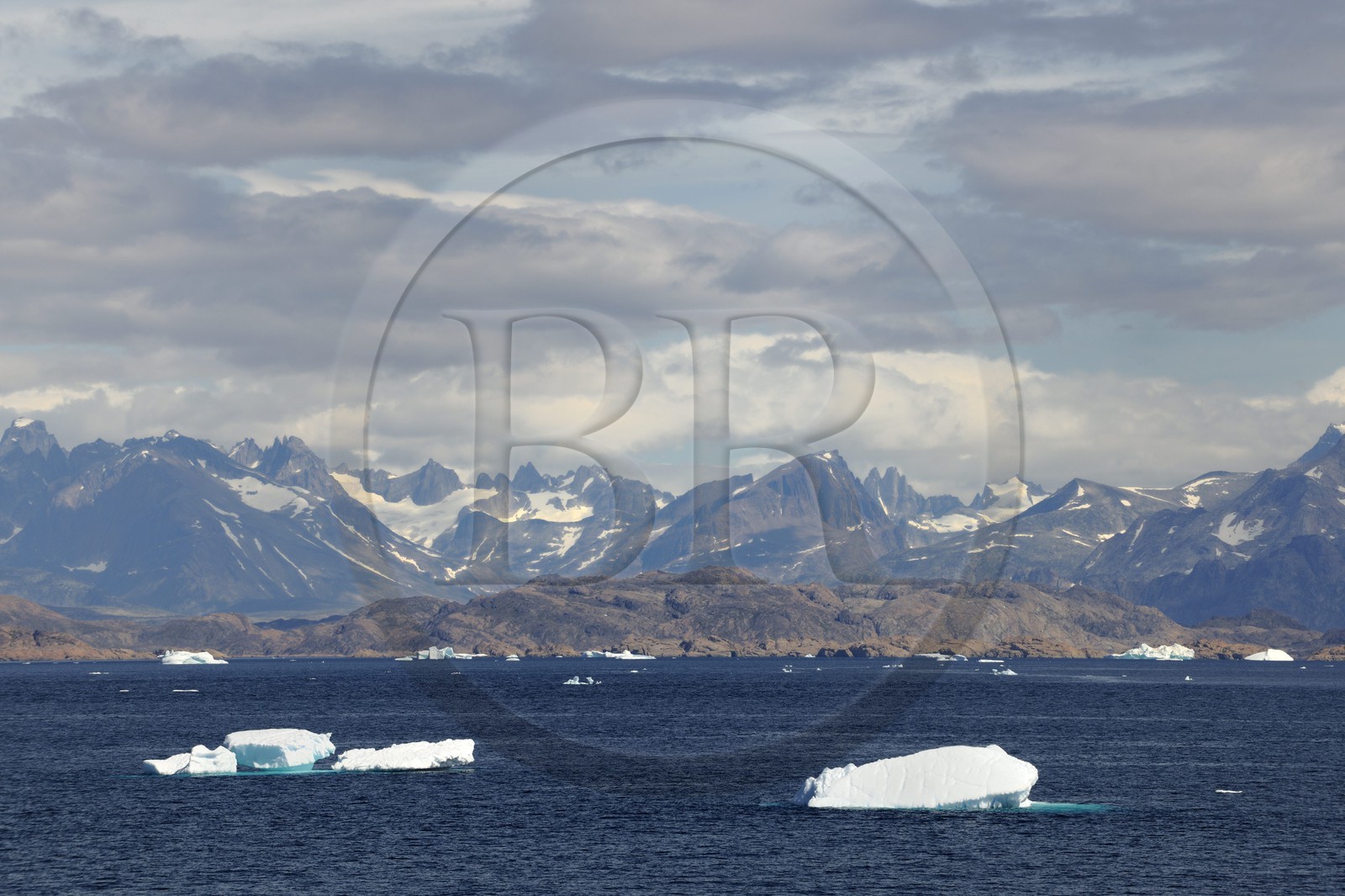 Groenland, région méridionale vers Nanortalik, icebergs