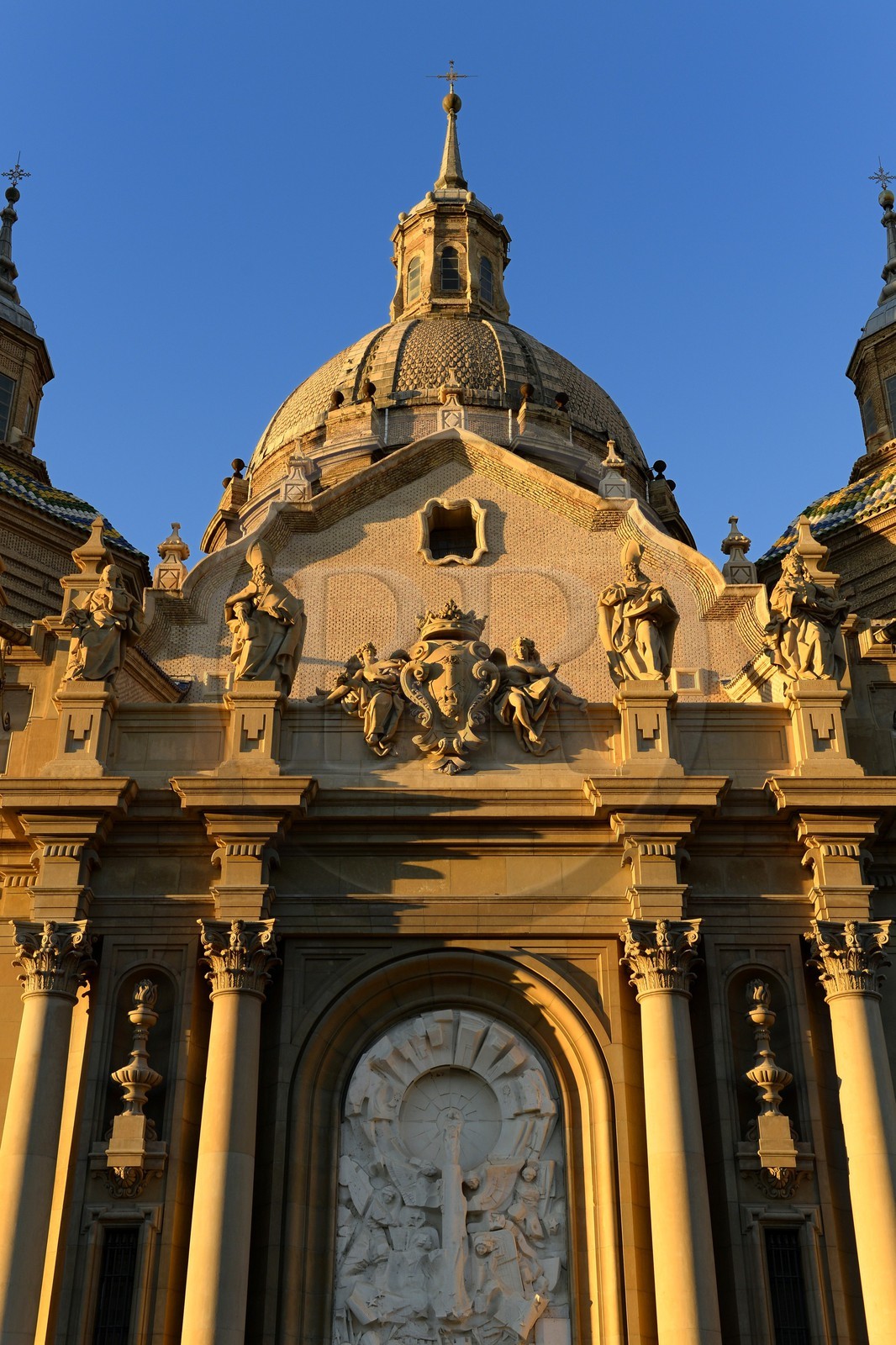 Espagne, Aragon, Saragosse, Plaza del Pilar, Basilique del Pilar (Notre-Dame du Pilier)