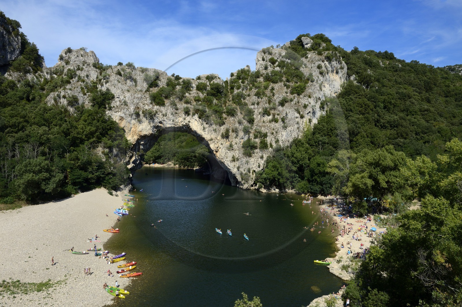 France, Ardèche (07), les Gorges de l'Ardèche, Vallon Pont d'Arc, le Pont d'Arc sur l'Ardèche