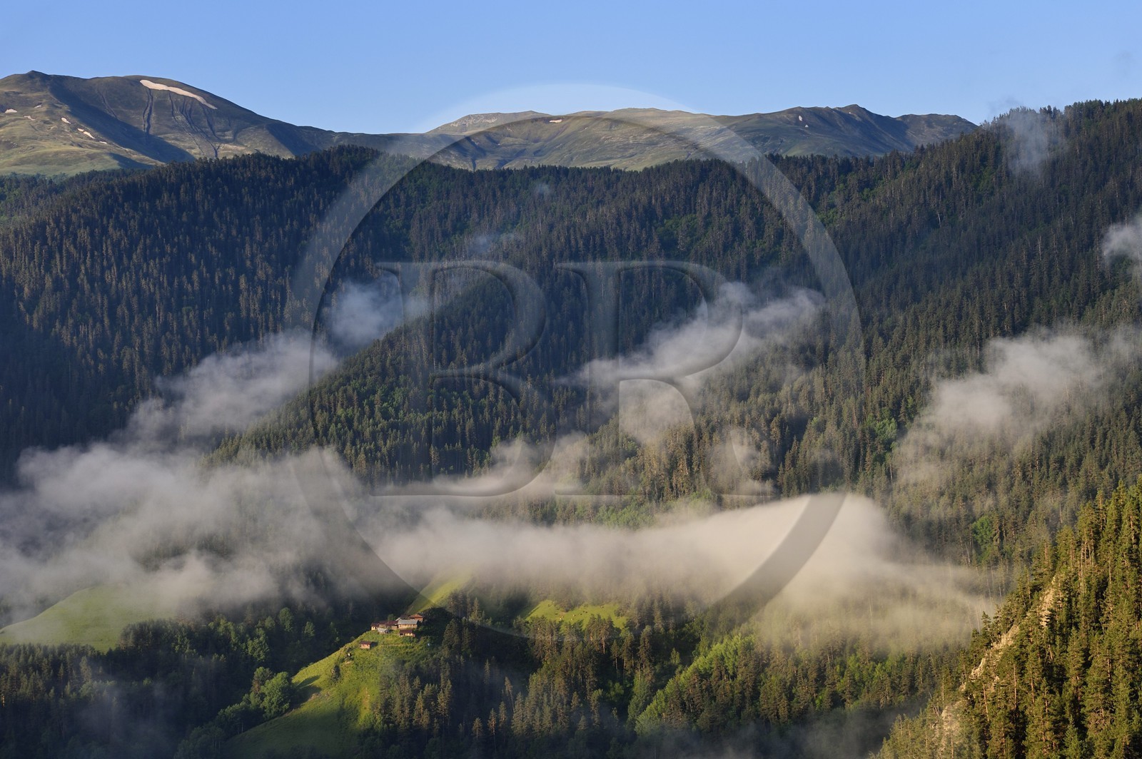 Georgia, Kakheti, Tusheti National Park, small hamlet in a valley not far from Omalo